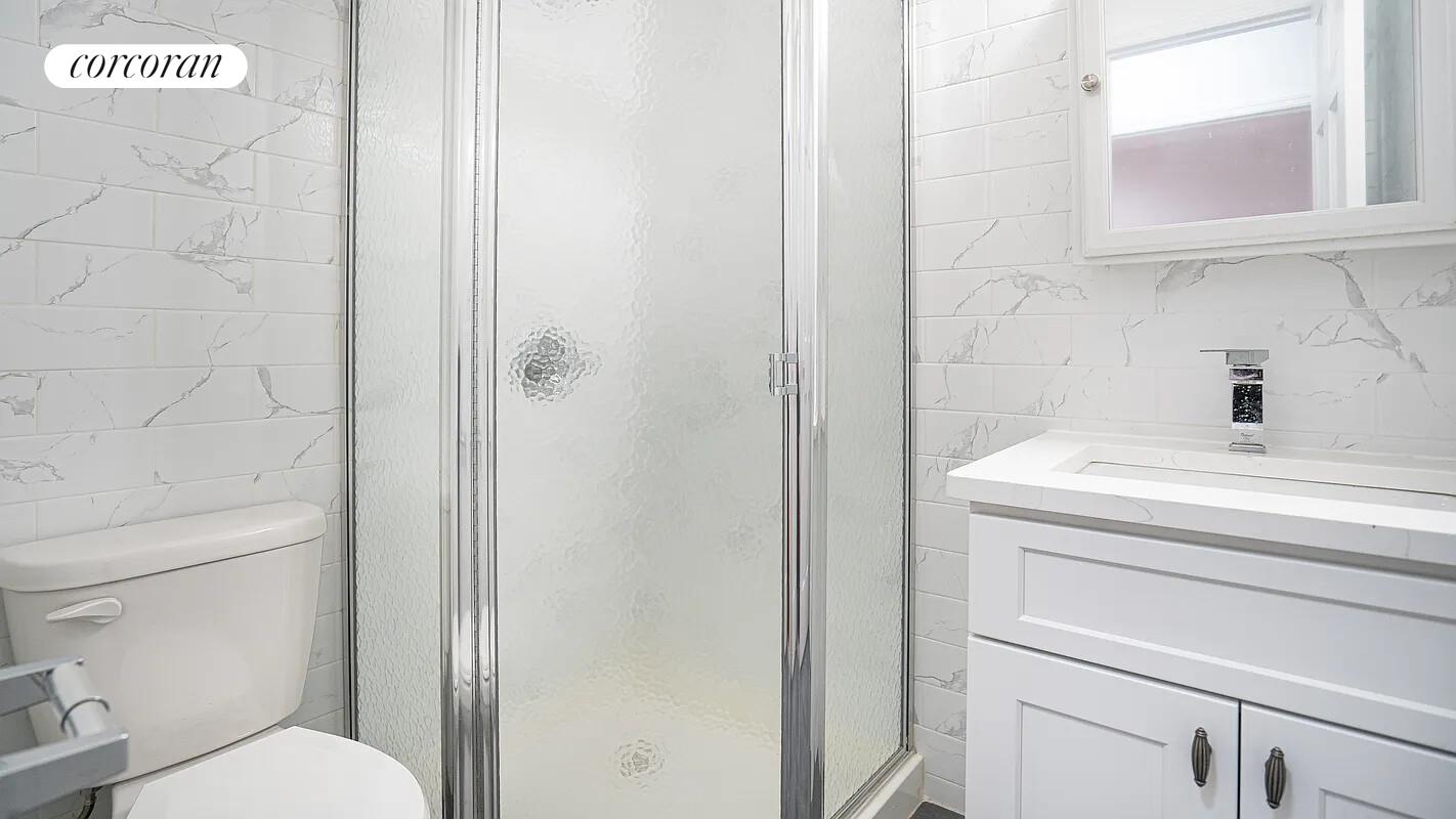 #10 photo, Brooklyn, Stuyvesant Heights , NY 11233