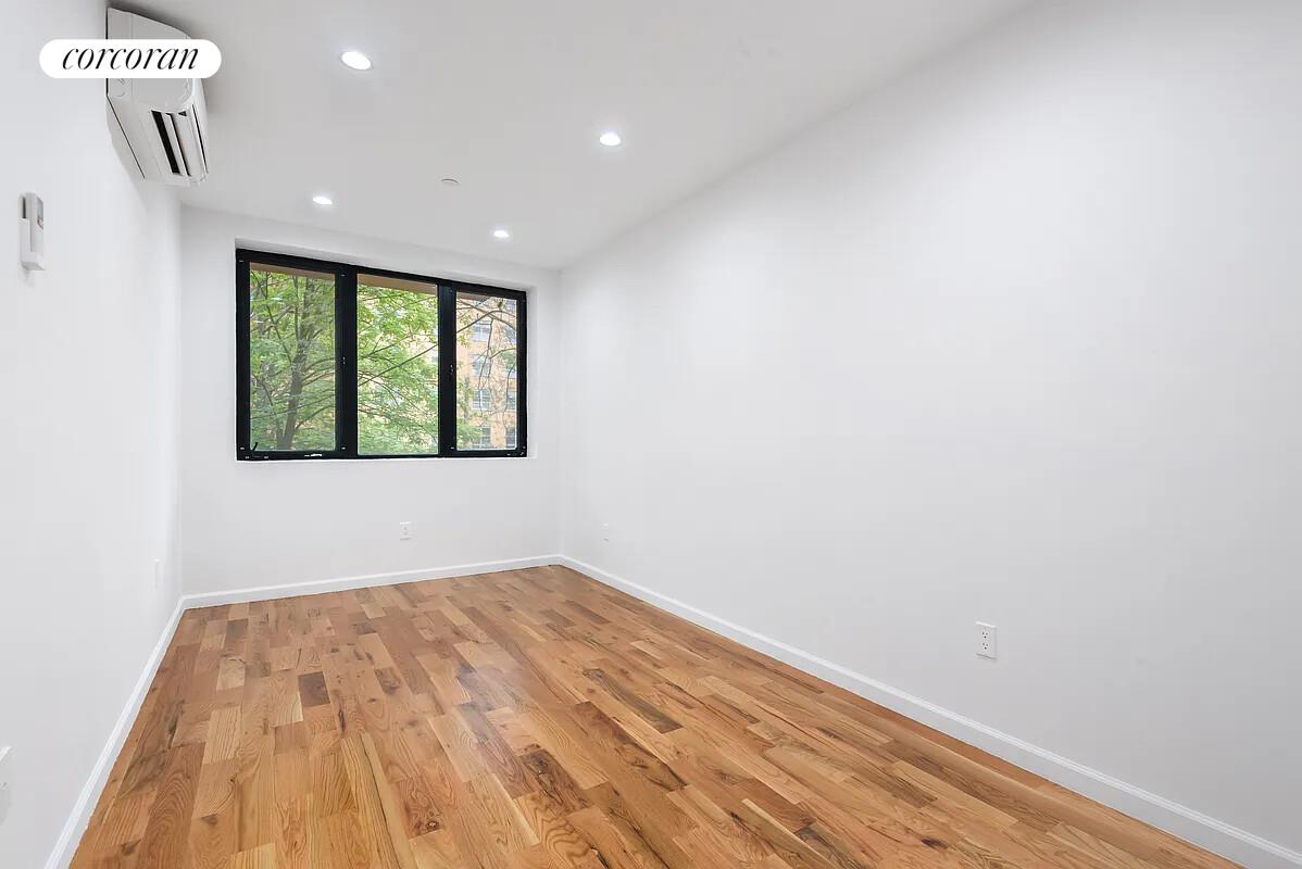 #6 photo, Brooklyn, Stuyvesant Heights , NY 11233