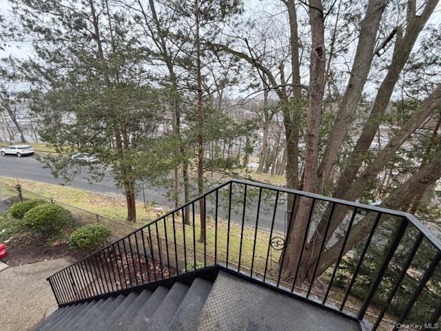 #5 photo, 55 Fieldstone Drive, Hartsdale , NY 10530