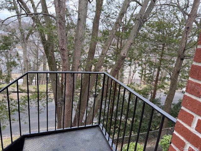 #6 photo, 55 Fieldstone Drive, Hartsdale , NY 10530