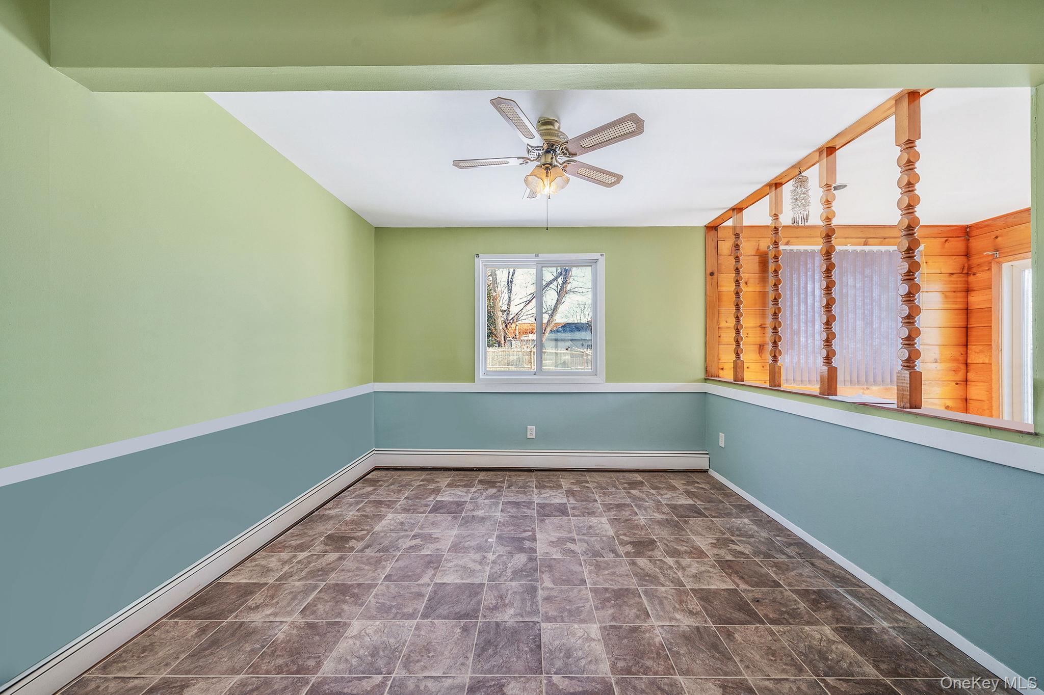 #9 photo, 2711 Connecticut Avenue, Medford , NY 11763