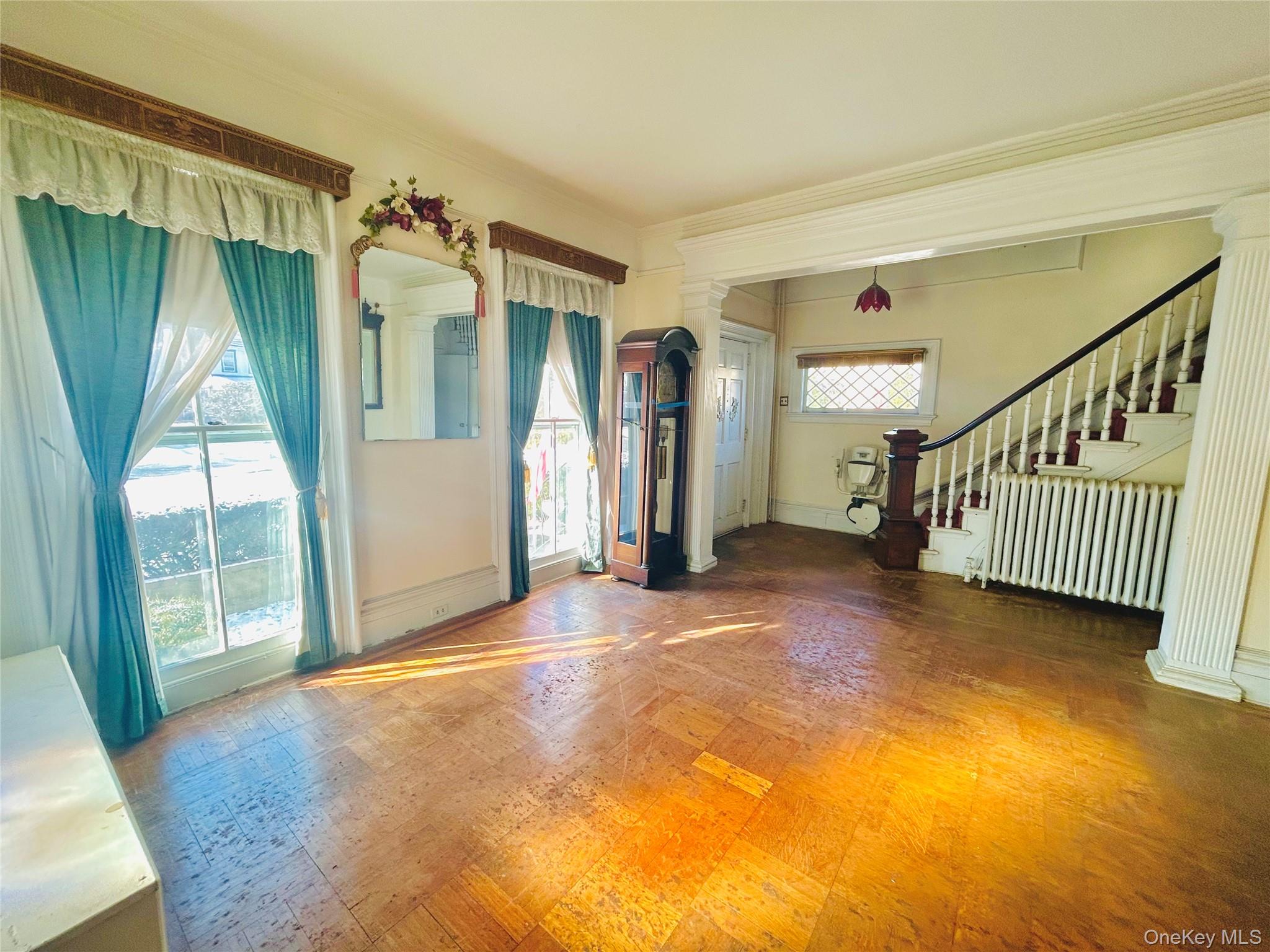 #3 photo, 25 Shore Lane, سوفولك Bay Shore , NY 11706