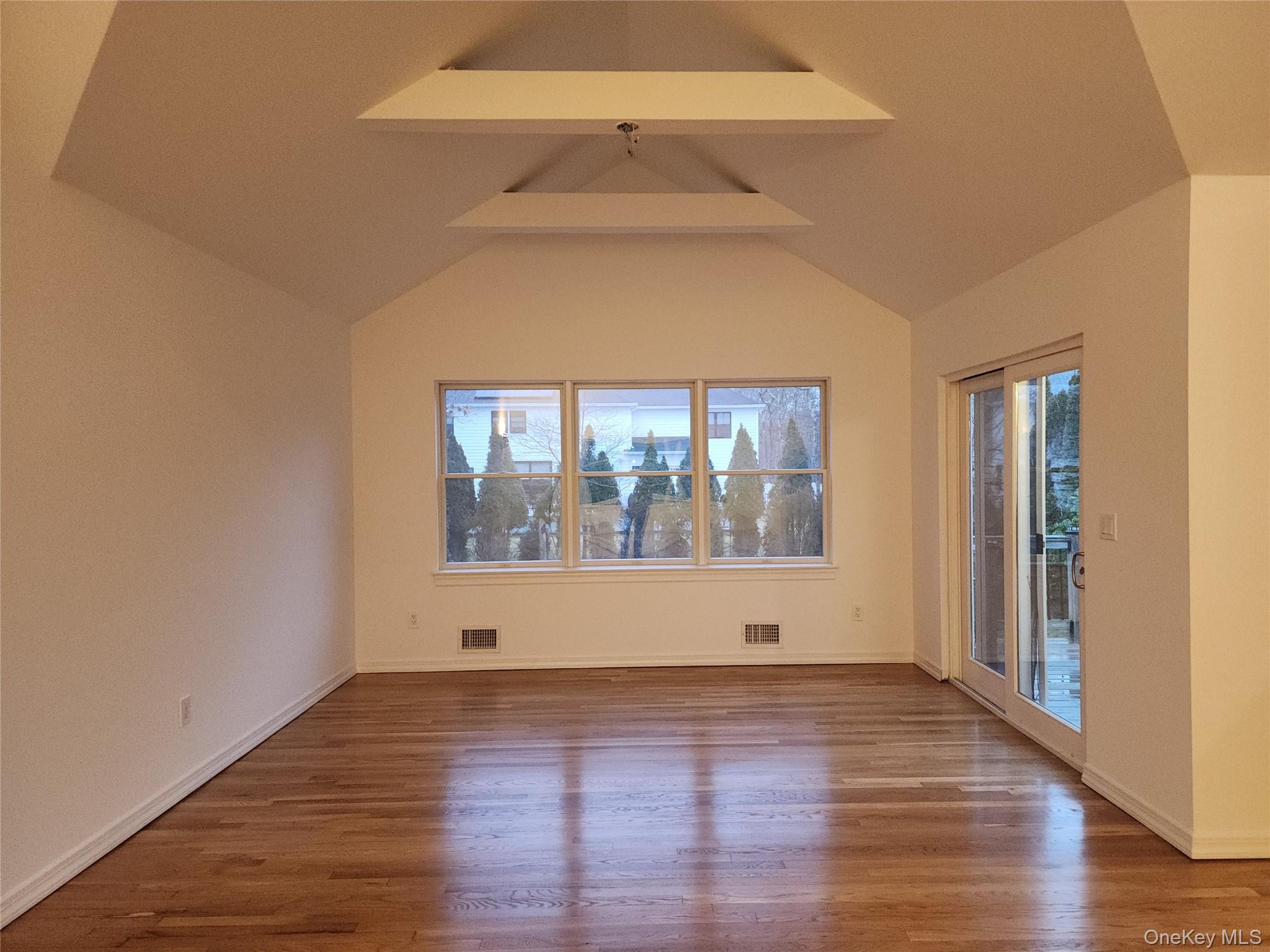 #11 photo, 1A Jackson Avenue, Hampton Bays , NY 11946