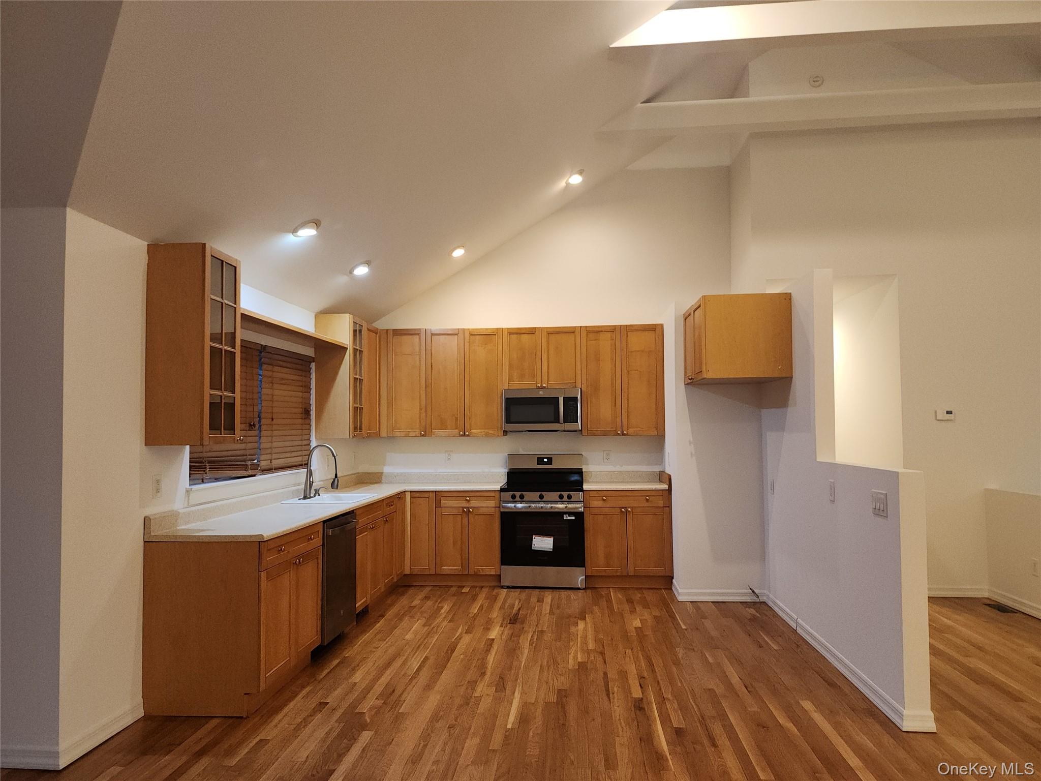 #9 photo, 1A Jackson Avenue, Hampton Bays , NY 11946