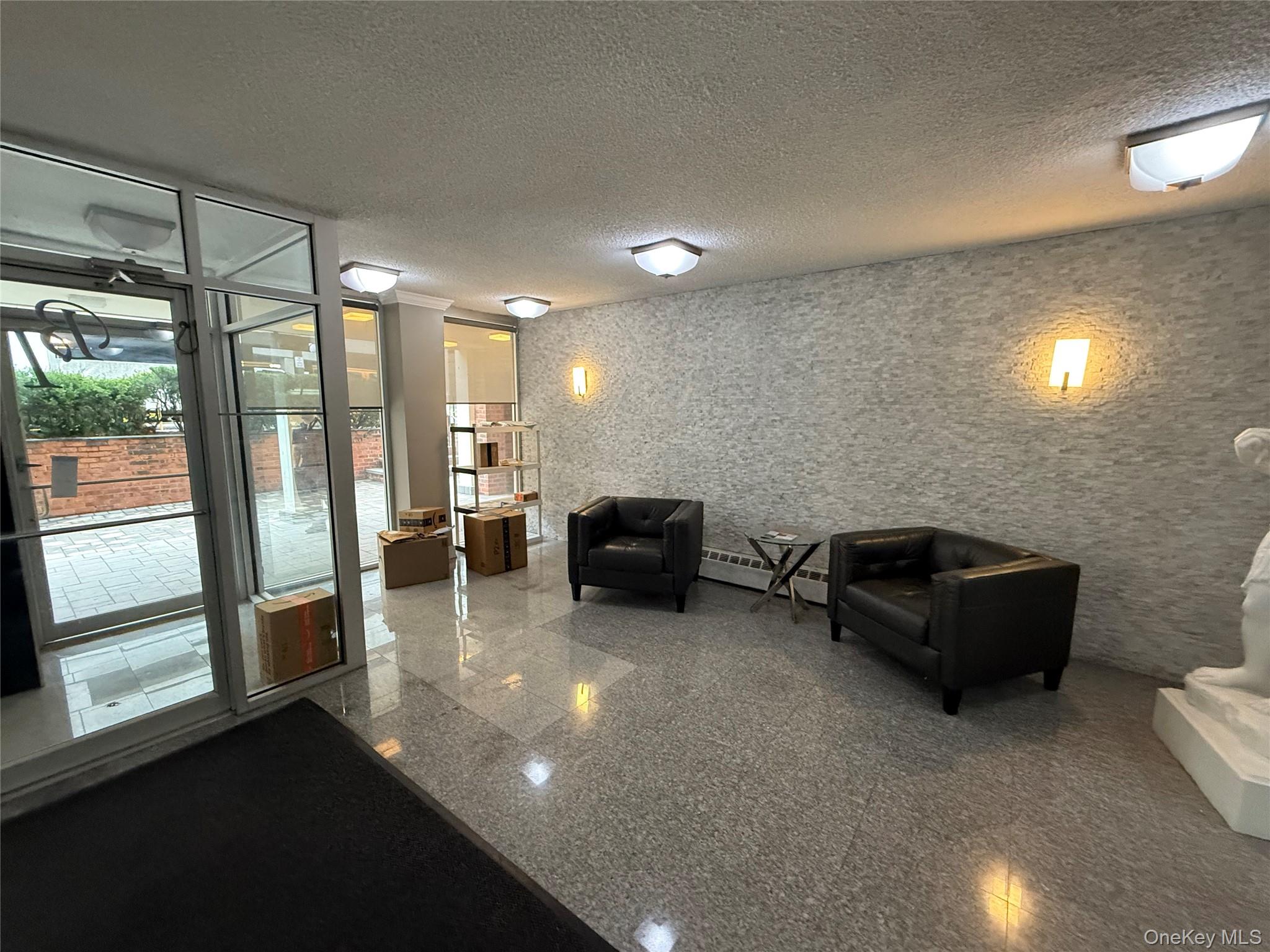 #15 photo, 190 First Street, Mineola , NY 11501