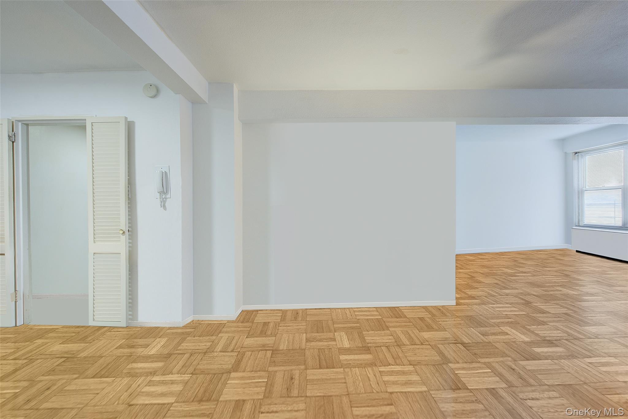 #9 photo, 107-40 Queens Boulevard, كوينز Forest Hills , NY 11375