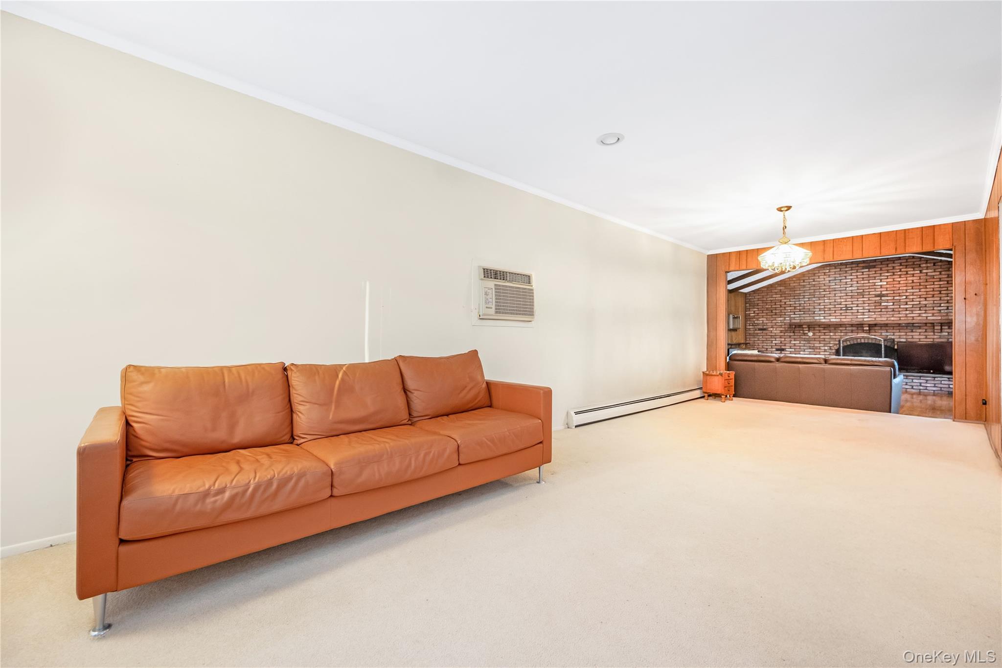 #7 photo, 19 Parkdale Drive, नासाउ काउंटी Farmingdale , NY 11735