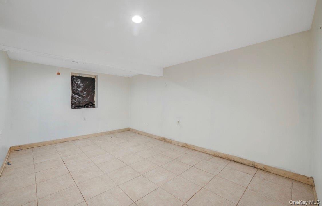 #17 photo, 160 Stahley Street, Brentwood , NY 11717