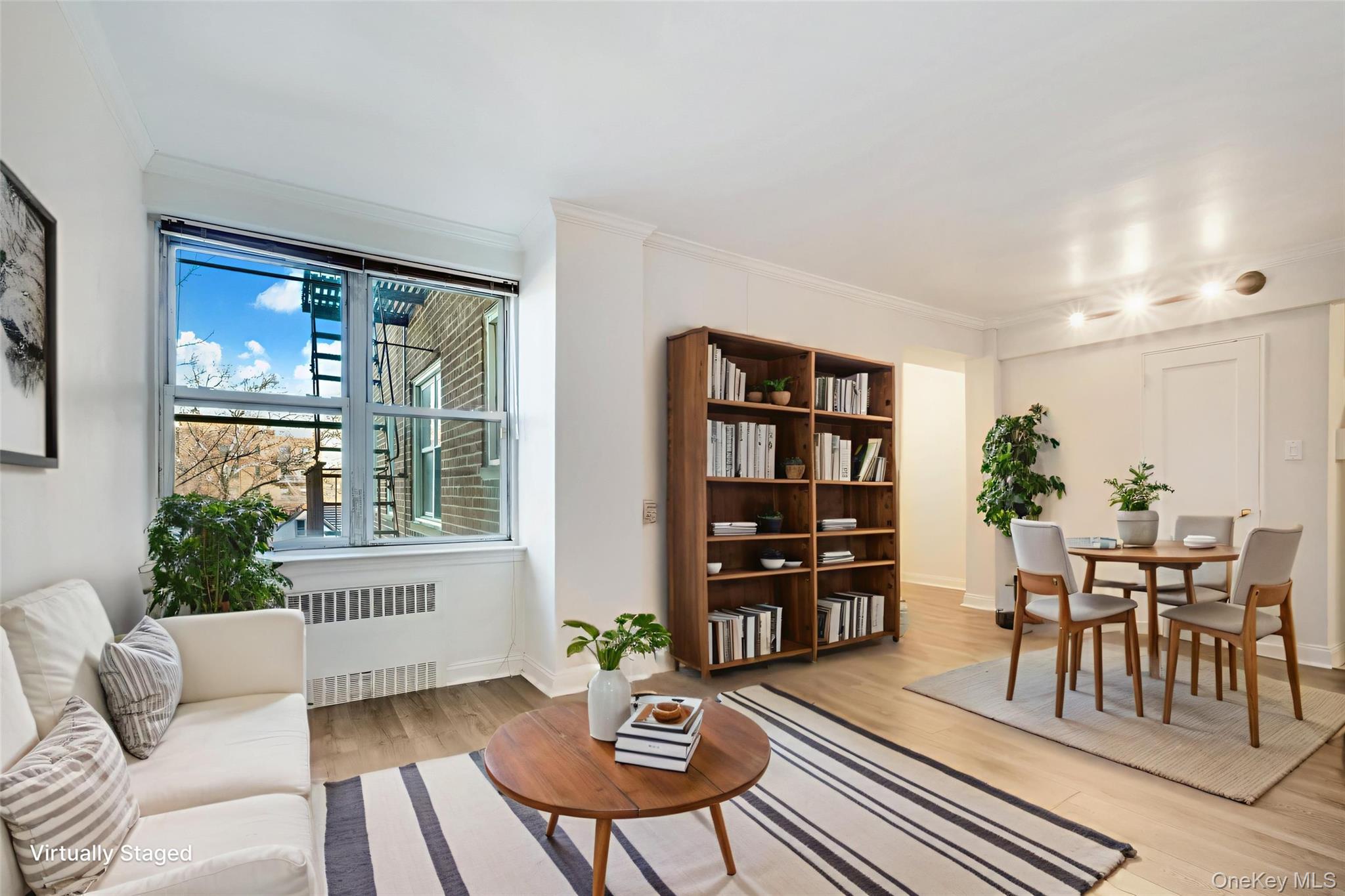 #2 photo, 39-25 51st Avenue, קווינס Woodside , NY 11377