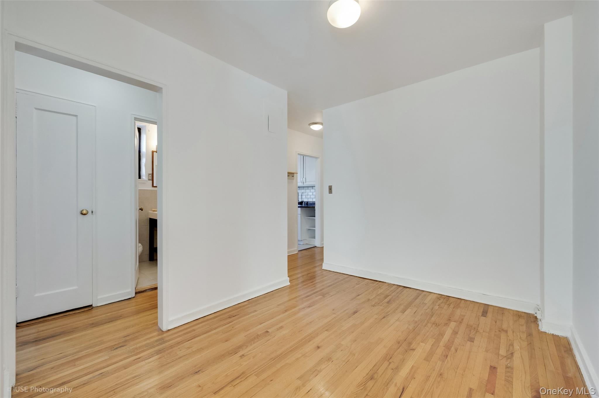 #10 photo, 52-18 39th Avenue, Куинс ‖ Woodside , NY 11377