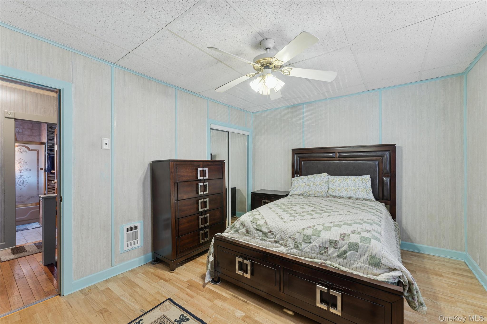 #13 photo, 9214 104th Street, Куинс ‖ Richmond Hill , NY 11418