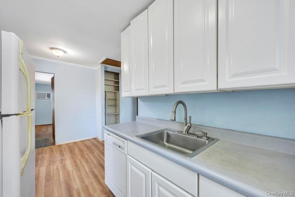 #11 photo, 5 Gail Drive, Massapequa , NY 11758