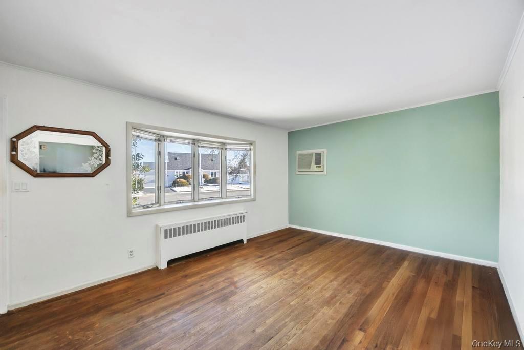 #7 photo, 5 Gail Drive, Massapequa , NY 11758