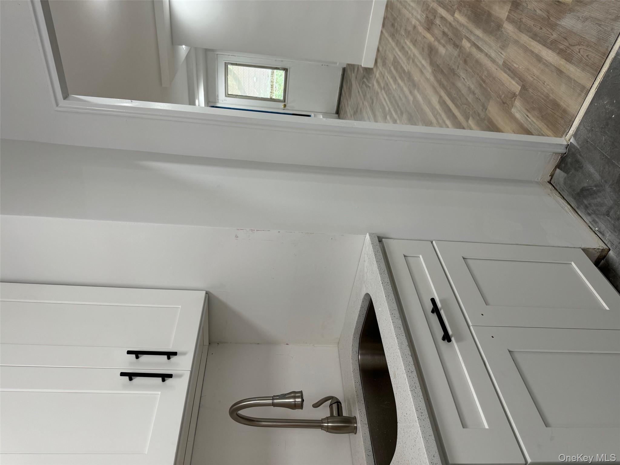 #6 photo, 6145 98th St Street, קווינס Rego Park , NY 11374