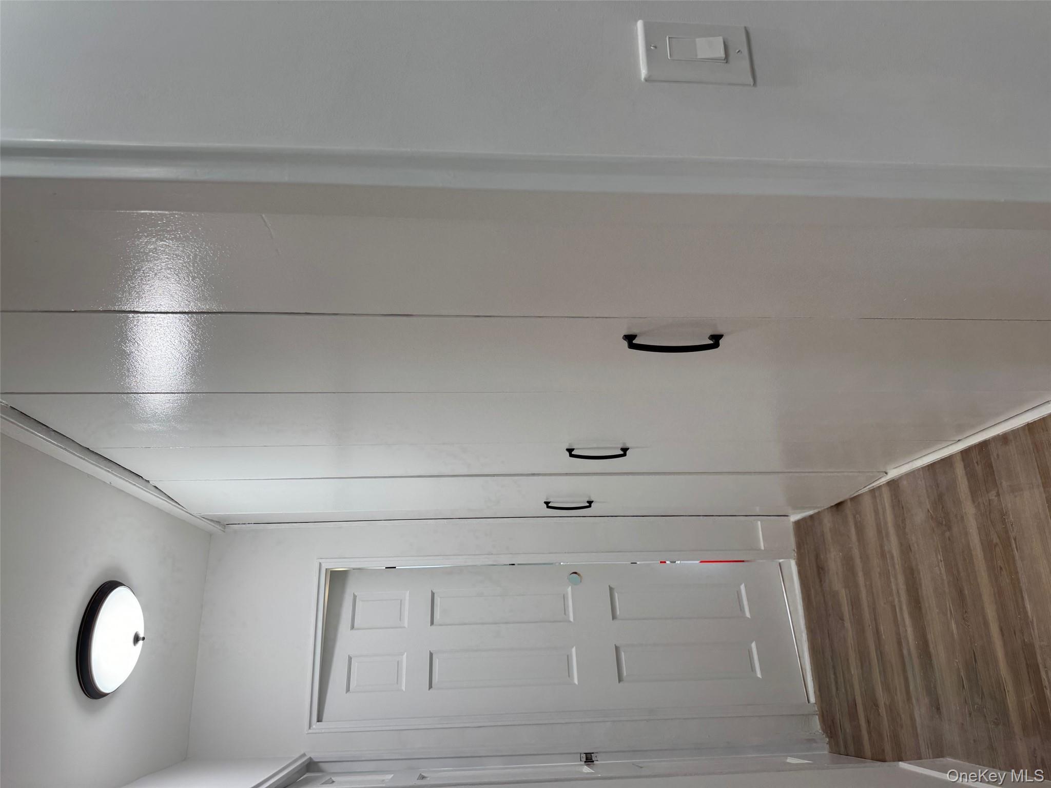 #7 photo, 6145 98th St Street, קווינס Rego Park , NY 11374