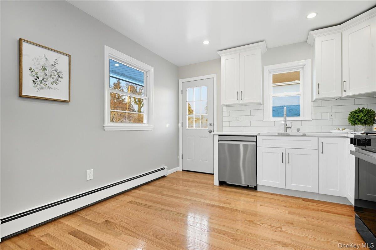 #10 photo, 70 Nevada Street, Hicksville , NY 11801