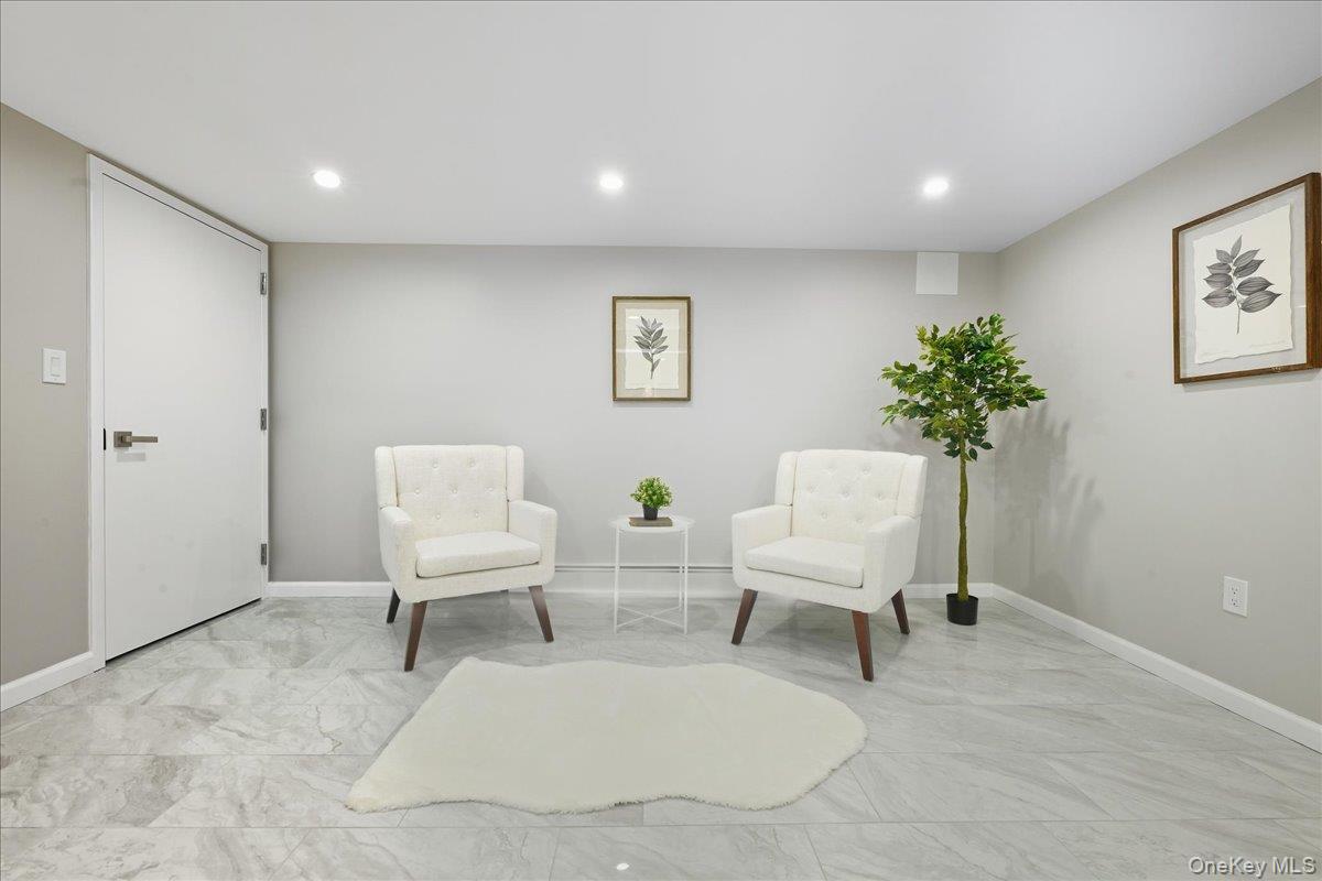 #20 photo, 70 Nevada Street, Hicksville , NY 11801