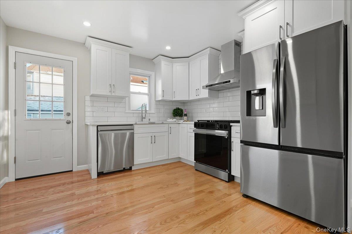 #8 photo, 70 Nevada Street, Hicksville , NY 11801