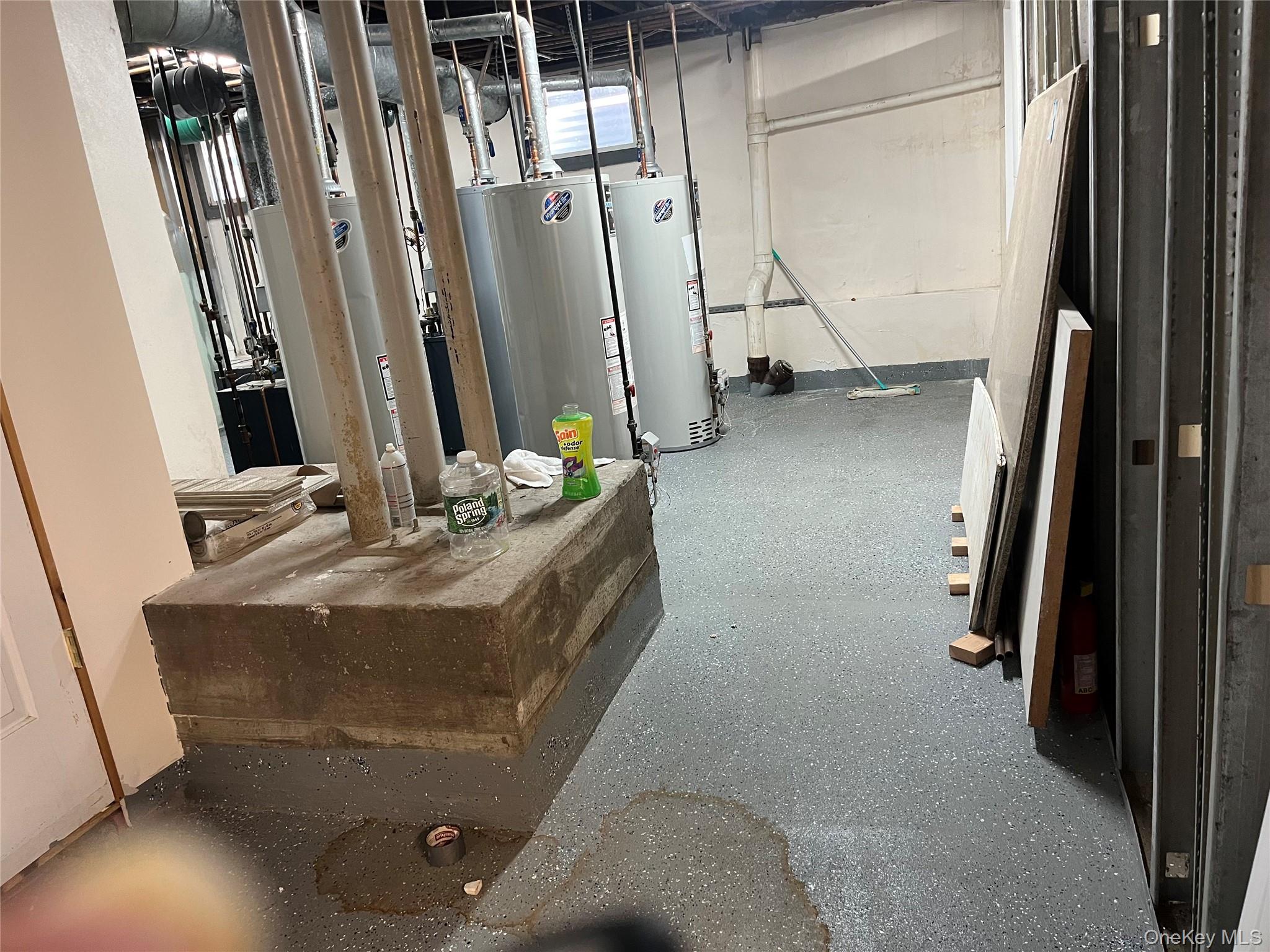 #11 photo, 35 Notre Dame Avenue, Hicksville , NY 11801