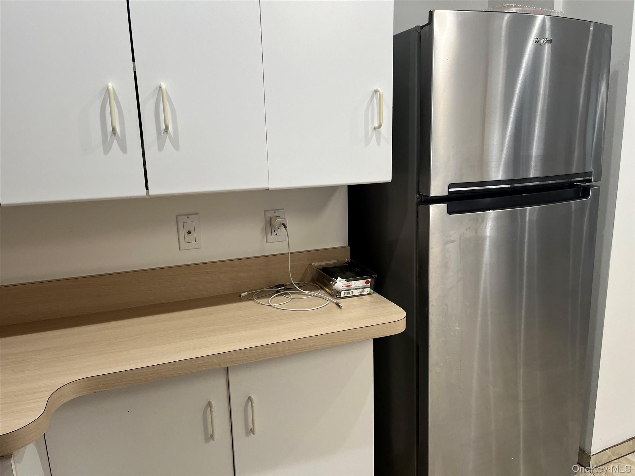 #7 photo, 35 Notre Dame Avenue, Hicksville , NY 11801