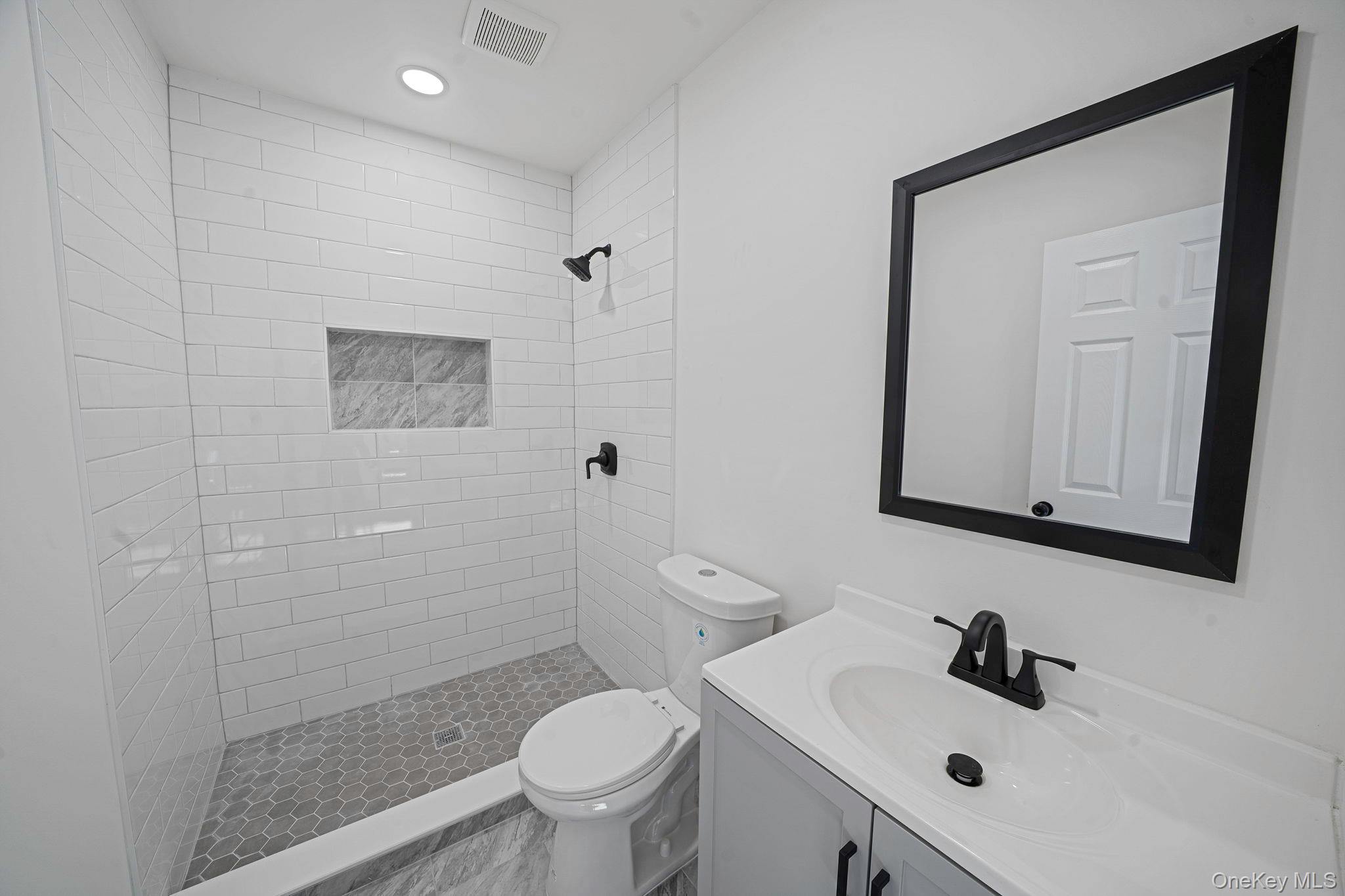 #14 photo, 27 Atlantic Drive, Sound Beach , NY 11789