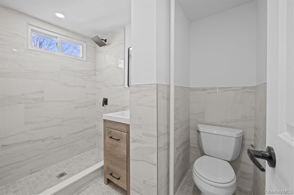 #13 photo, 905 E 49th Street, Brooklyn , NY 11203