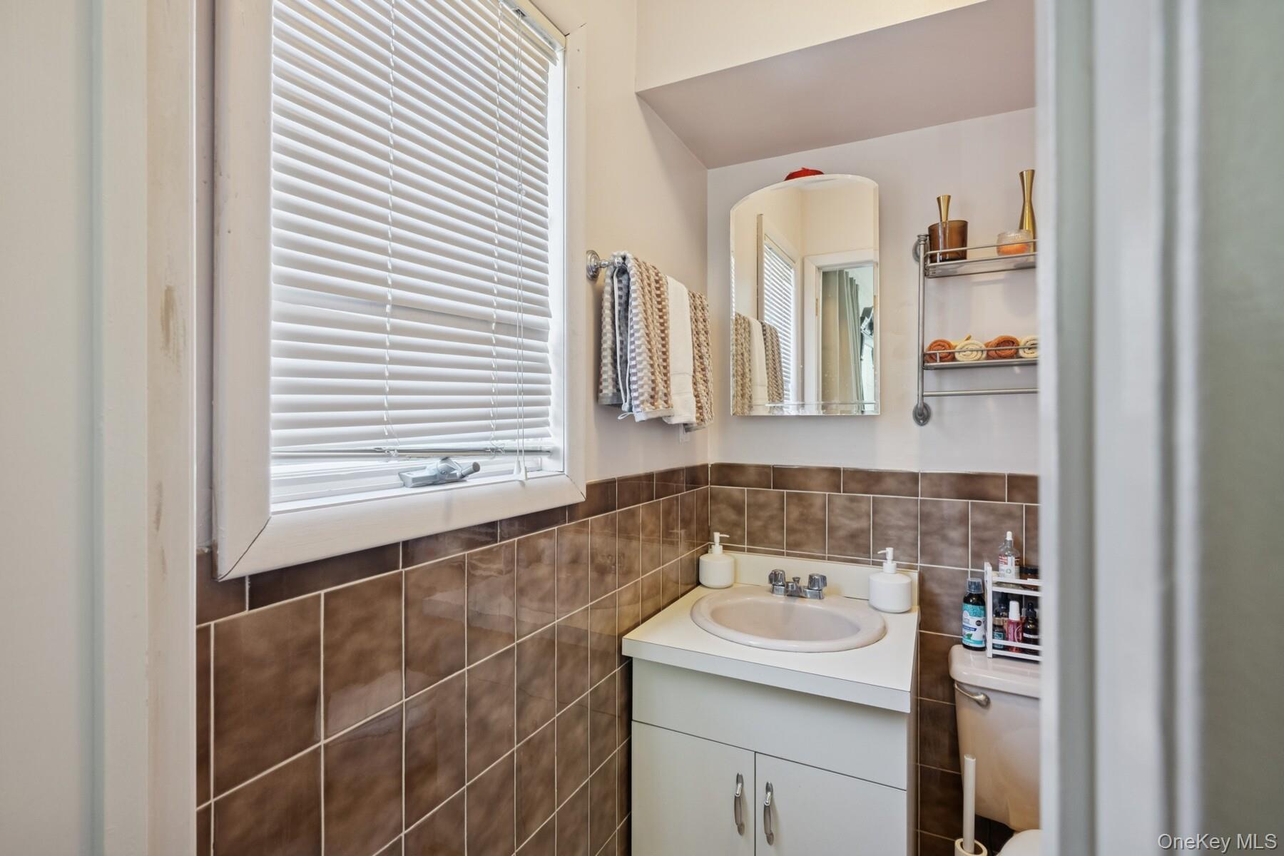 #18 photo, 155-69 99 Street, 뉴욕퀸즈 Howard Beach , NY 11414