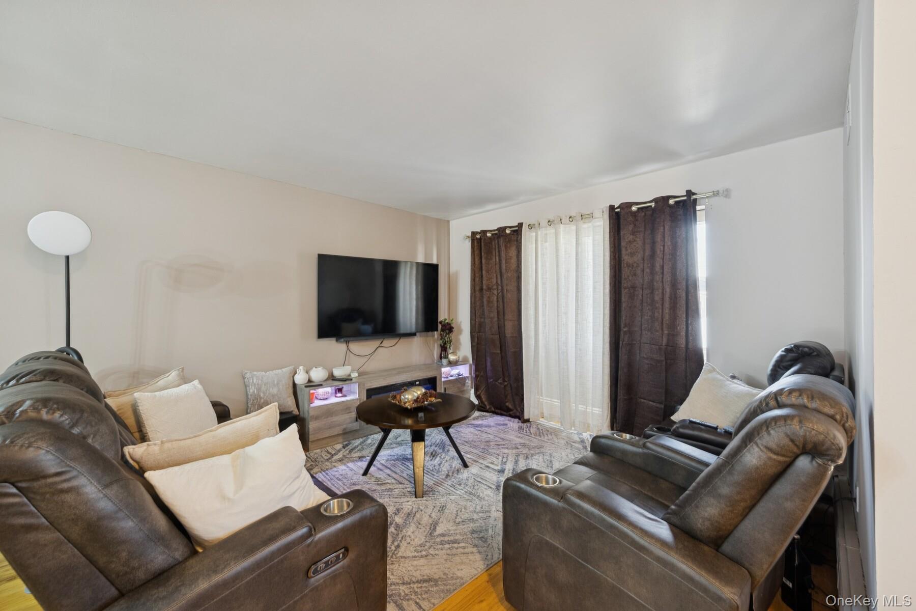 #5 photo, 155-69 99 Street, 뉴욕퀸즈 Howard Beach , NY 11414