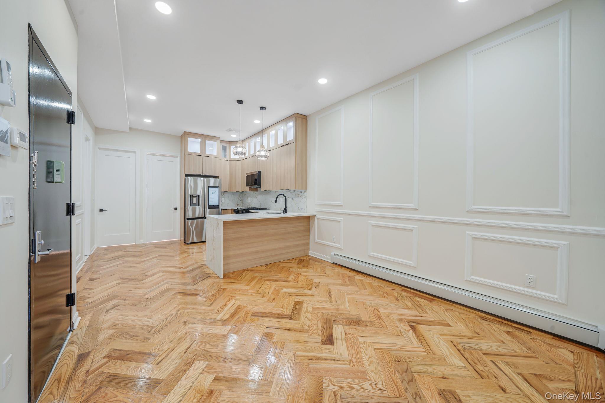 #11 photo, 534 Kosciuszko Street, 布鲁克林 Brooklyn , NY 11221