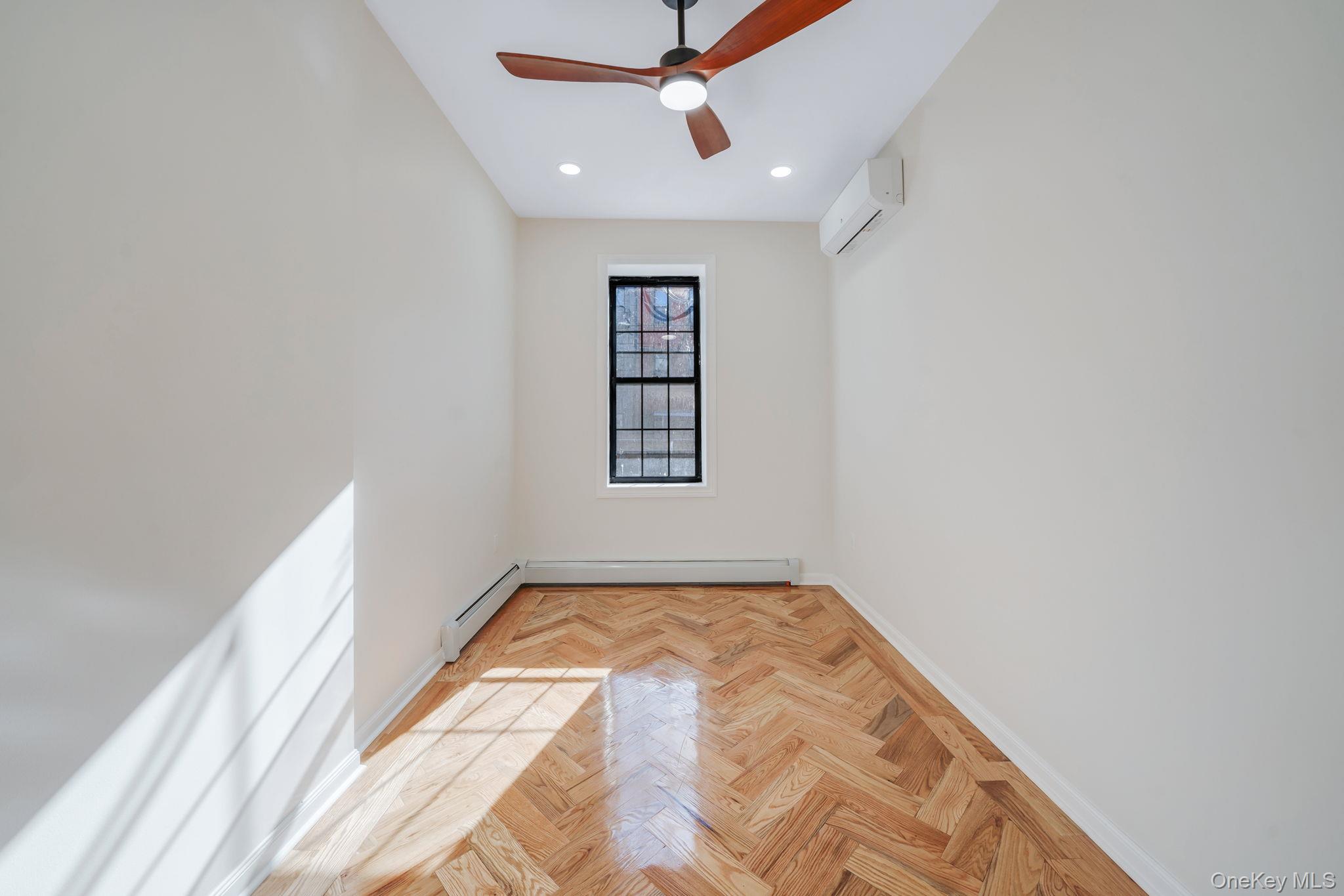 #18 photo, 534 Kosciuszko Street, 布鲁克林 Brooklyn , NY 11221