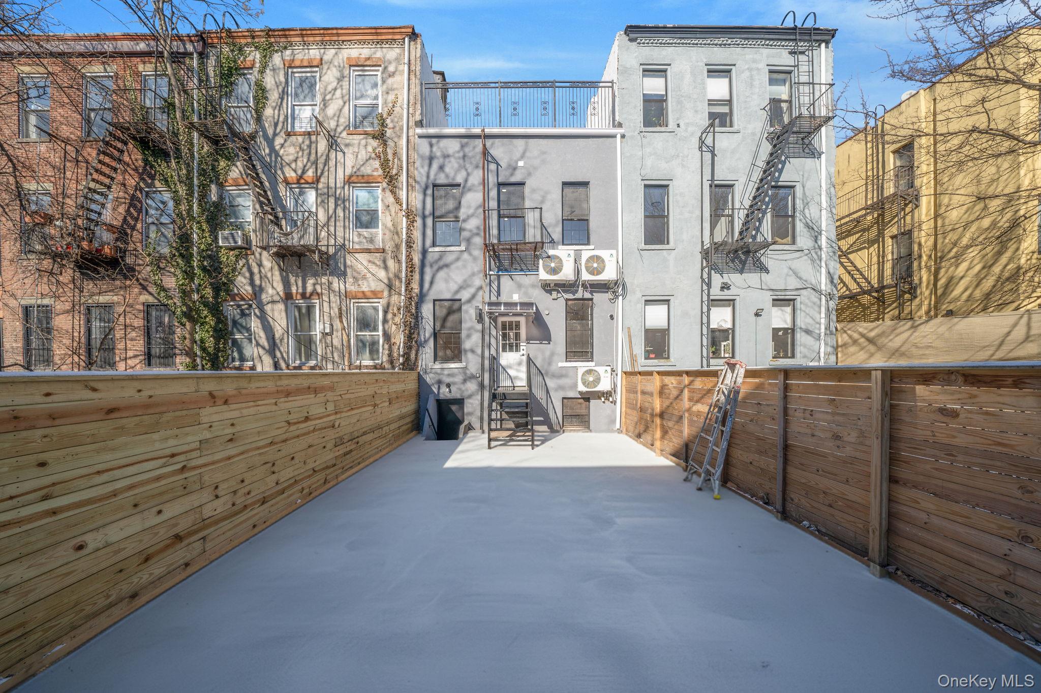 #5 photo, 534 Kosciuszko Street, 布鲁克林 Brooklyn , NY 11221
