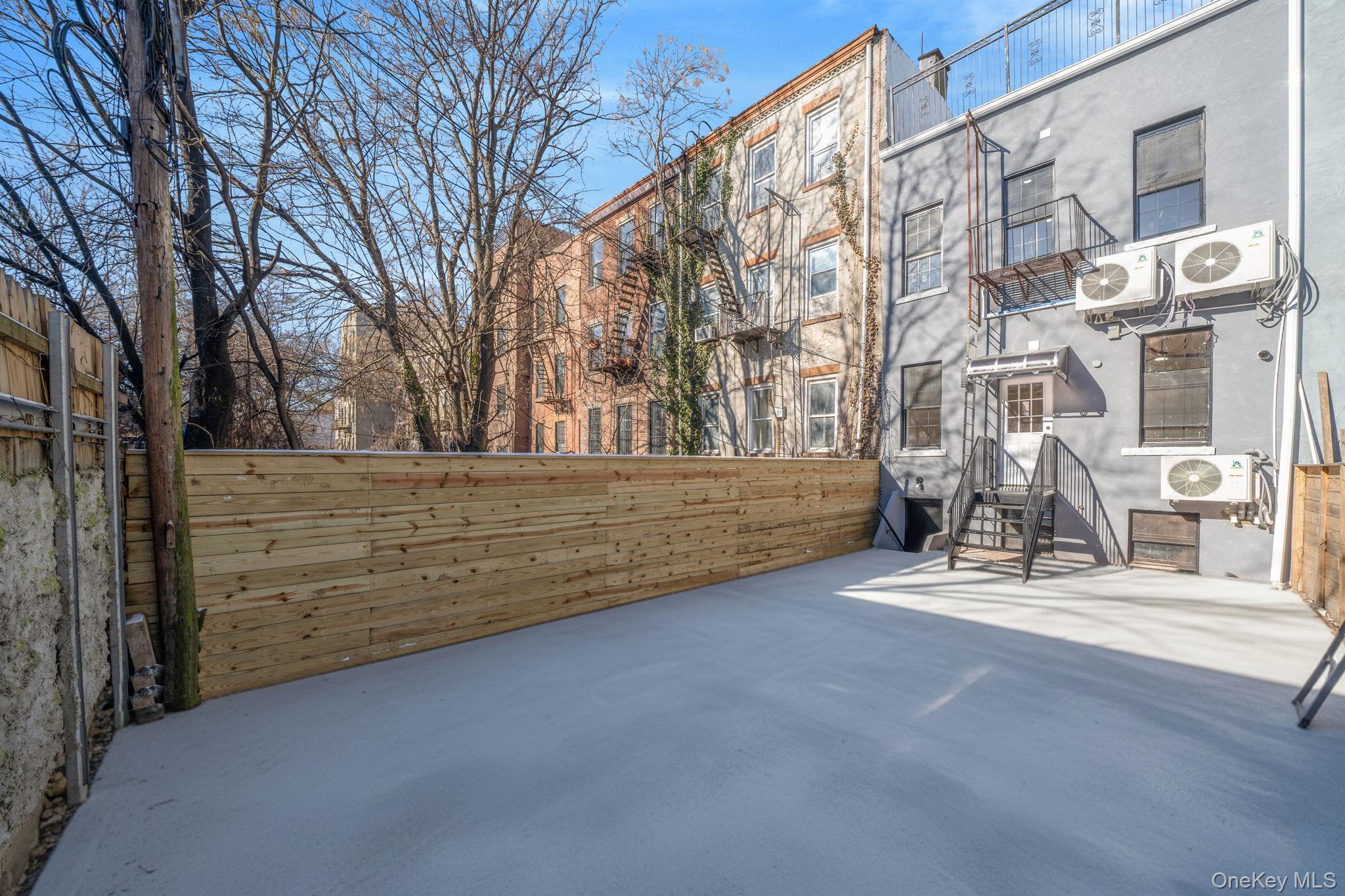 #6 photo, 534 Kosciuszko Street, 布鲁克林 Brooklyn , NY 11221