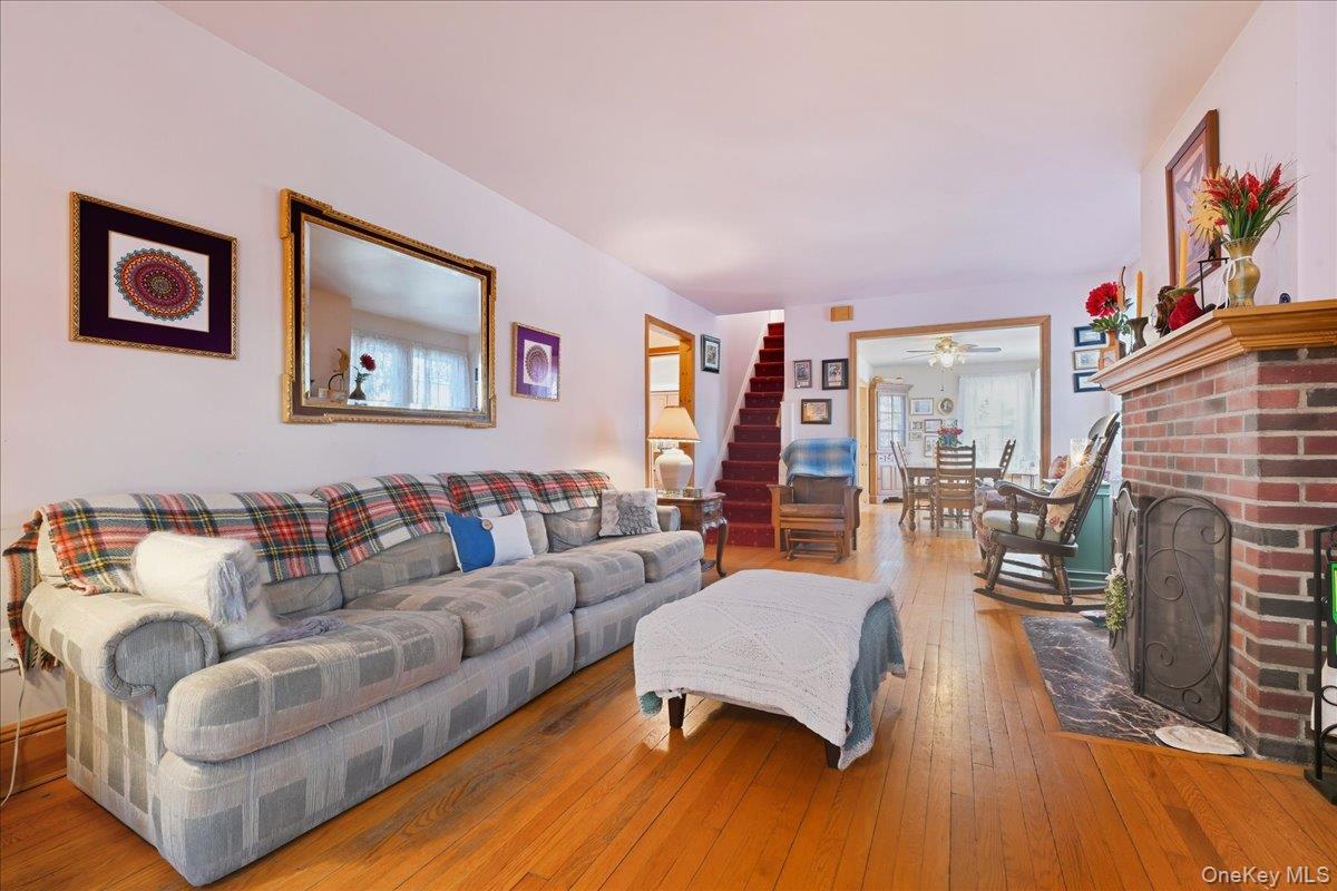 #13 photo, 11 Muriel Road, Port Washington , NY 11050