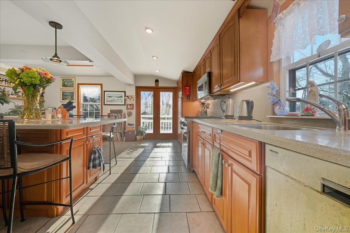 #18 photo, 11 Muriel Road, Port Washington , NY 11050