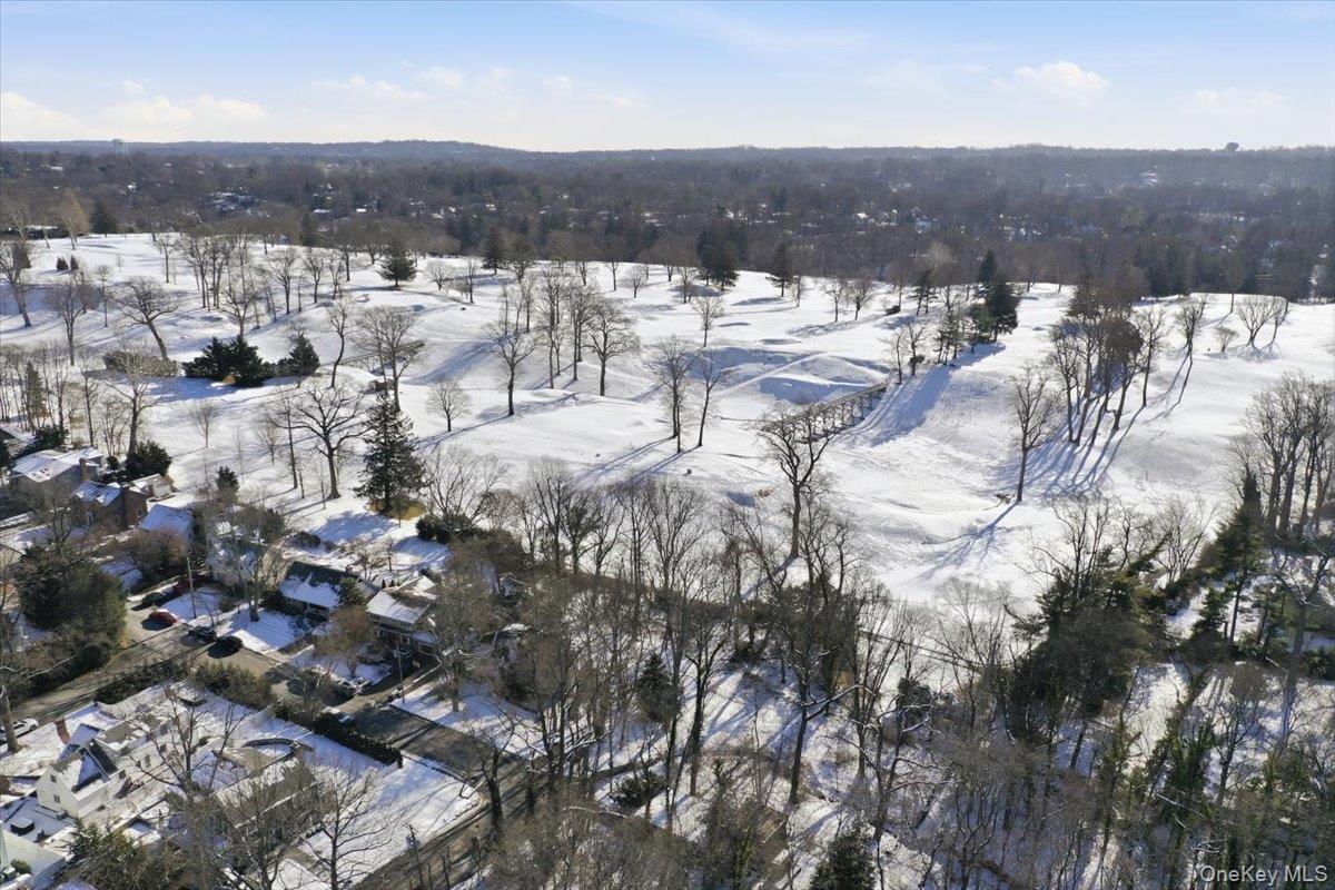 #4 photo, 11 Muriel Road, Port Washington , NY 11050