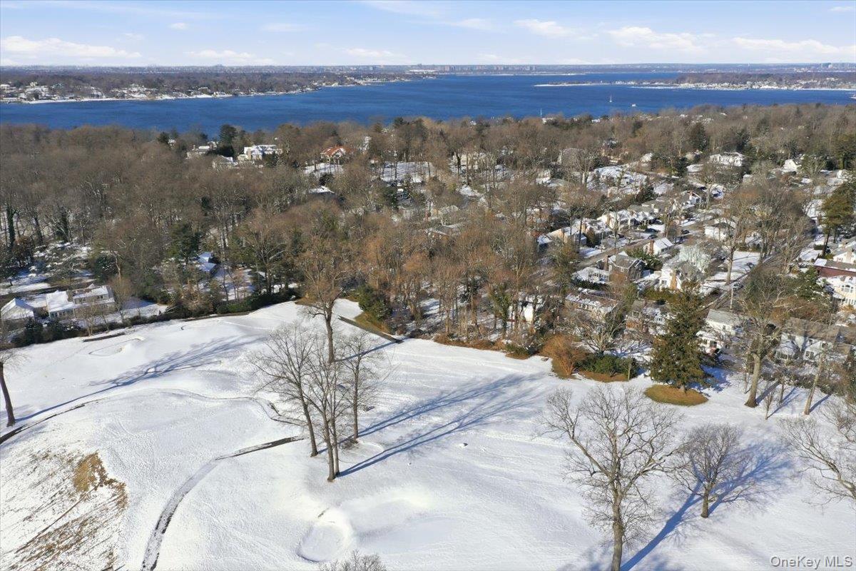 #5 photo, 11 Muriel Road, Port Washington , NY 11050