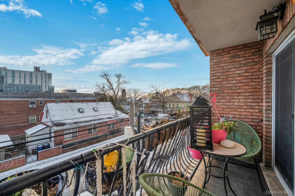 #11 photo, 69-07 43rd Avenue, Куинс ‖ Woodside , NY 11377