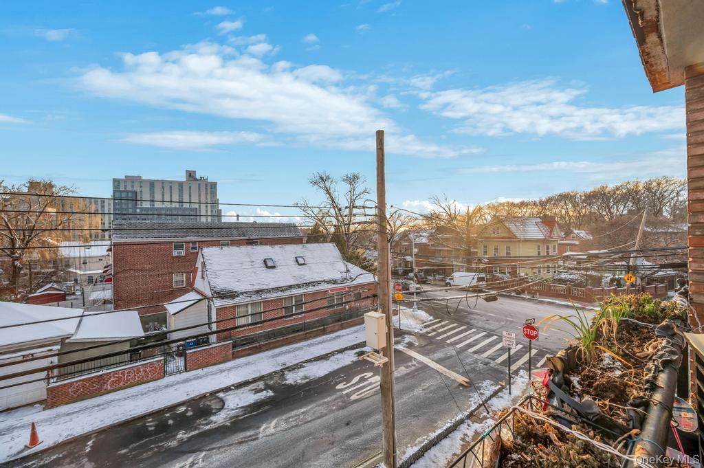 #12 photo, 69-07 43rd Avenue, Куинс ‖ Woodside , NY 11377