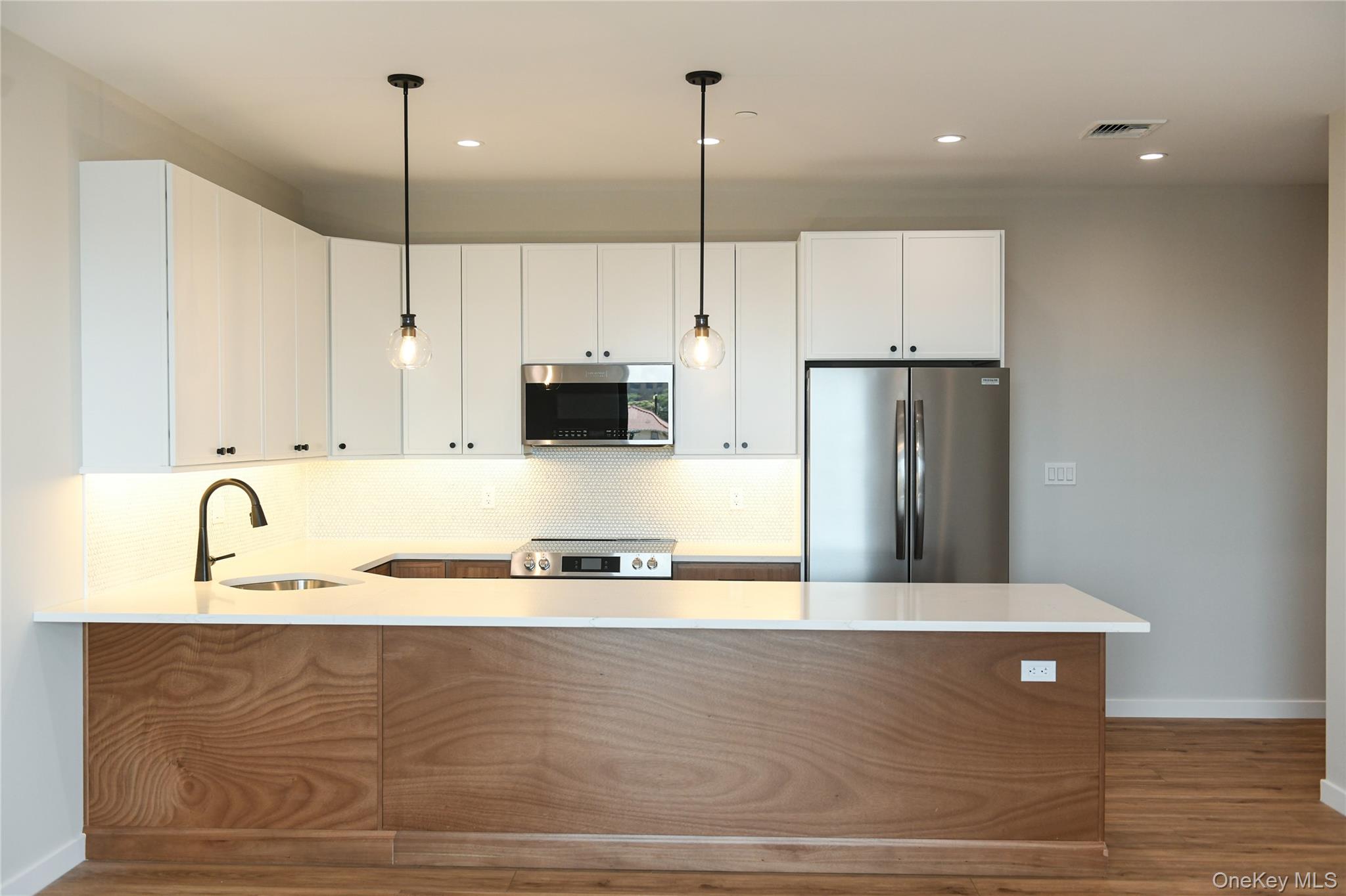 #1 photo, 135 East Park Avenue, Long Beach , NY 11561