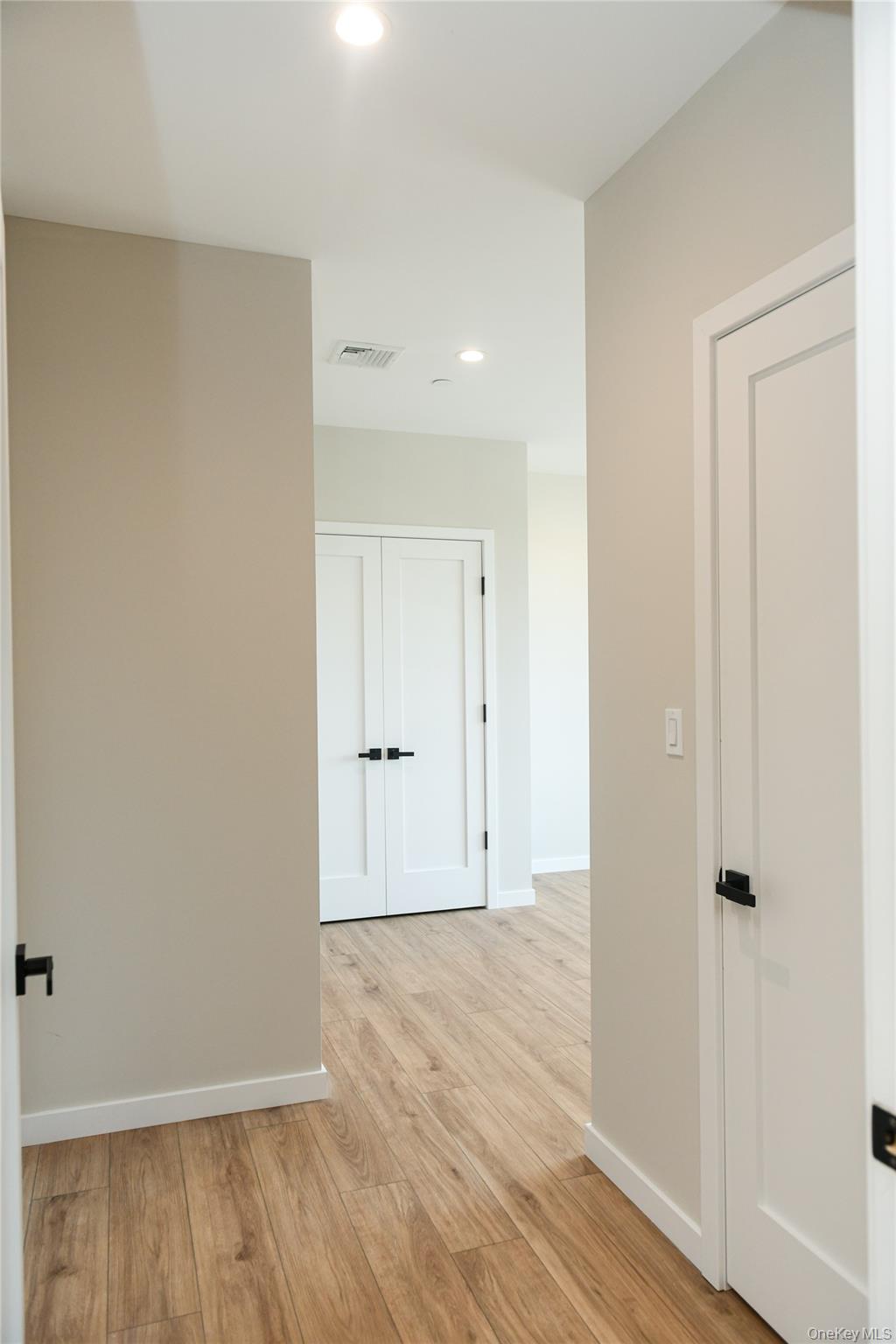 #13 photo, 135 East Park Avenue, Long Beach , NY 11561