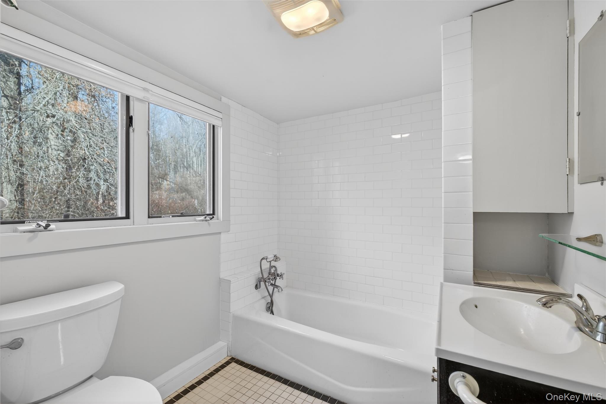 #19 photo, 125 Mountain Rest Road, New Paltz , NY 12561