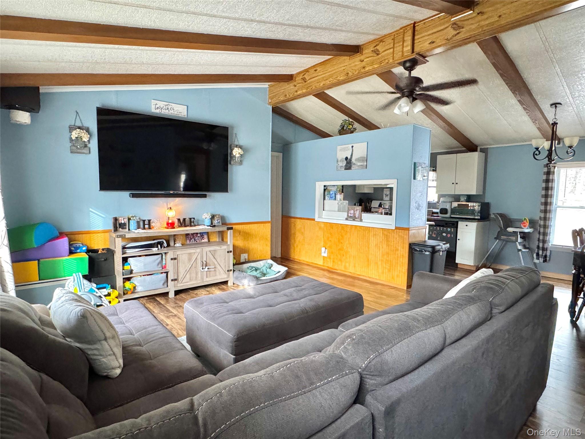 #17 photo, 30 Spruce Lane, Saugerties , NY 12477