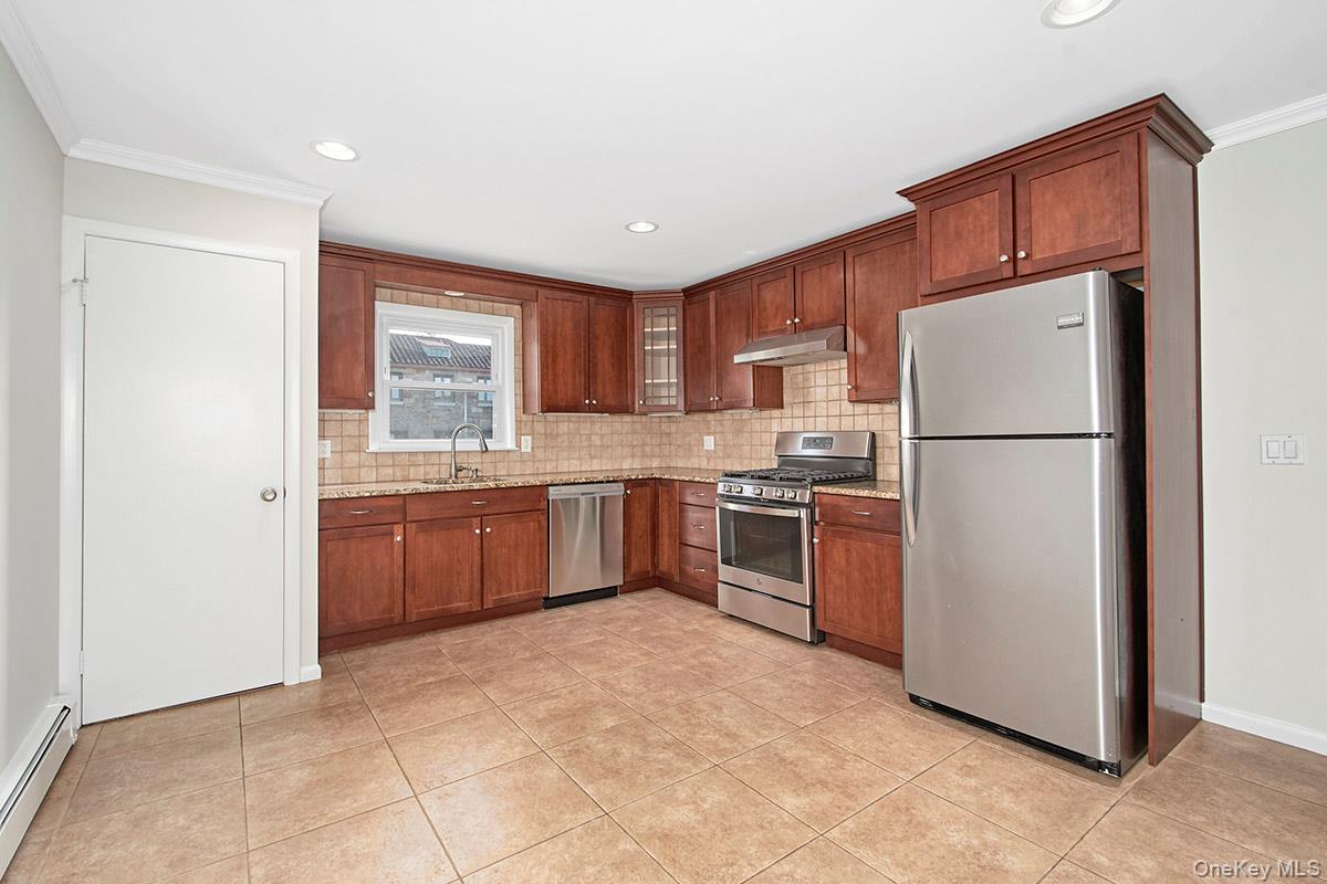 #7 photo, 222 Gainsborg Avenue, 纽约州 West Harrison , NY 10604