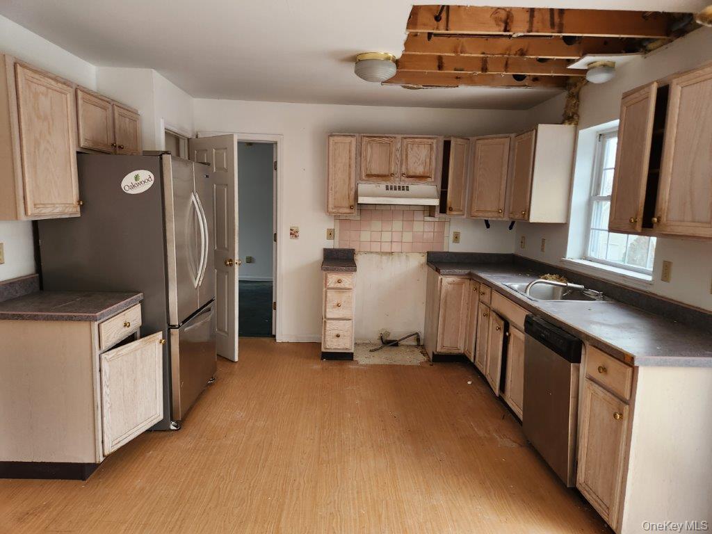 #2 photo, 14 Storm Drive, Poughquag , NY 12570