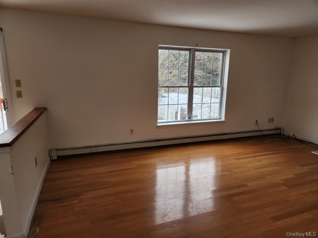 #6 photo, 14 Storm Drive, Poughquag , NY 12570