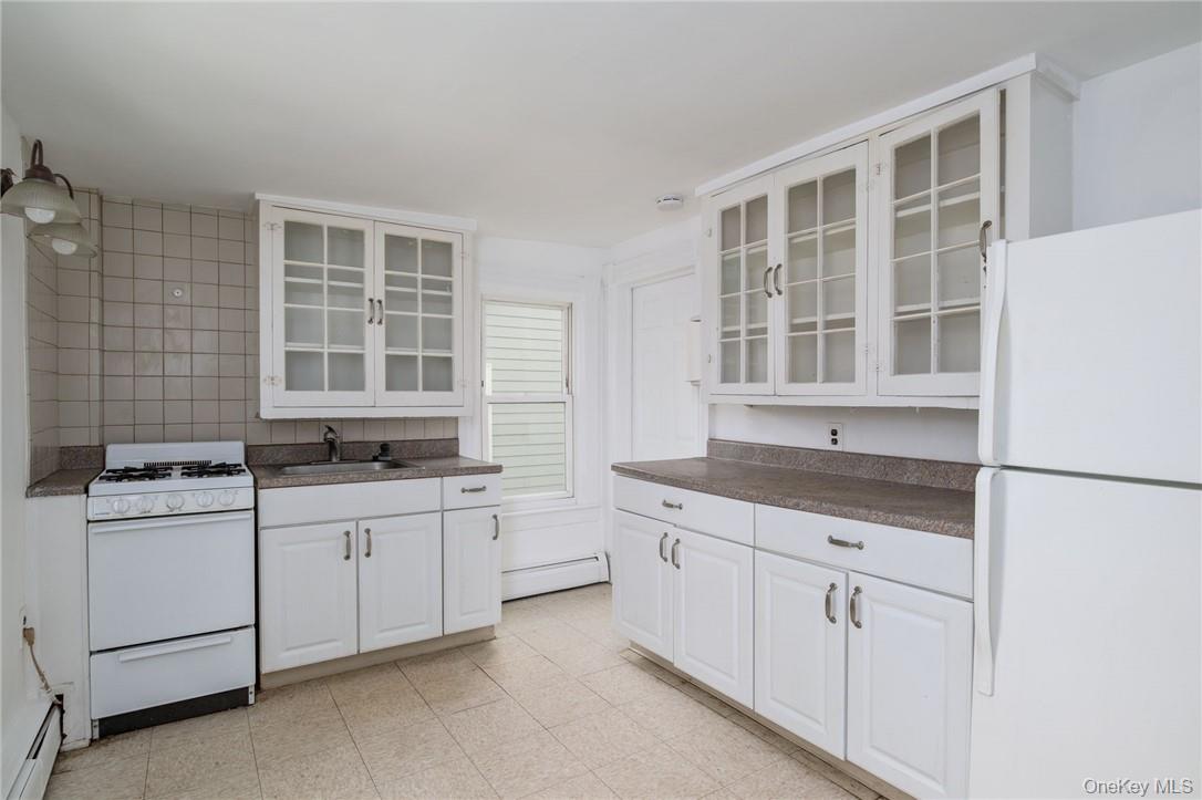 #4 photo, 72 High Avenue, Nyack , NY 10960