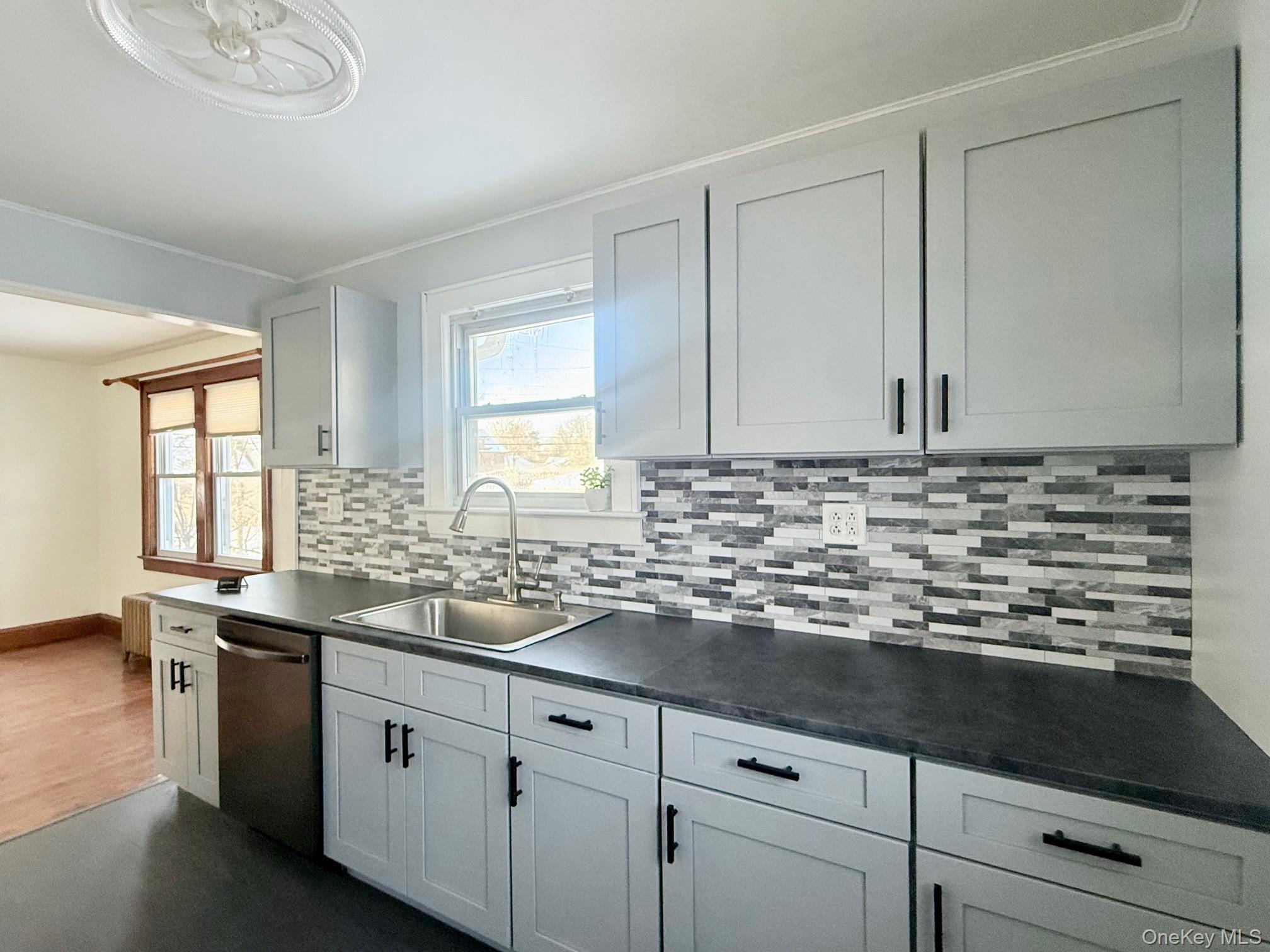 #6 photo, 150 Clifton Avenue, Kingston , NY 12401