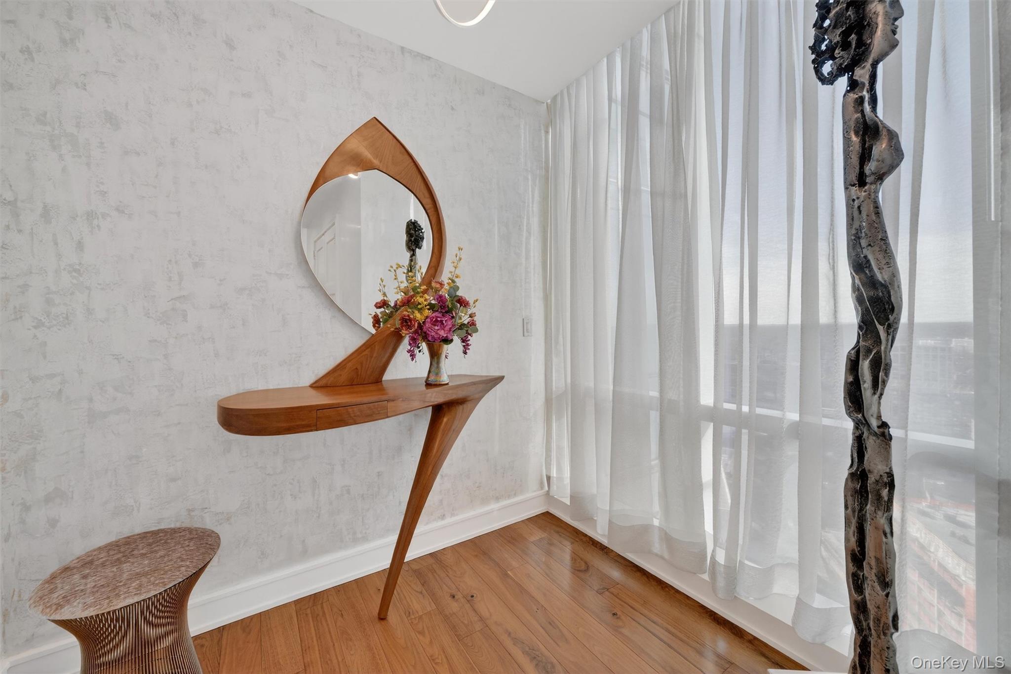 #1 photo, 5 Renaissance Square, White Plains , NY 10601