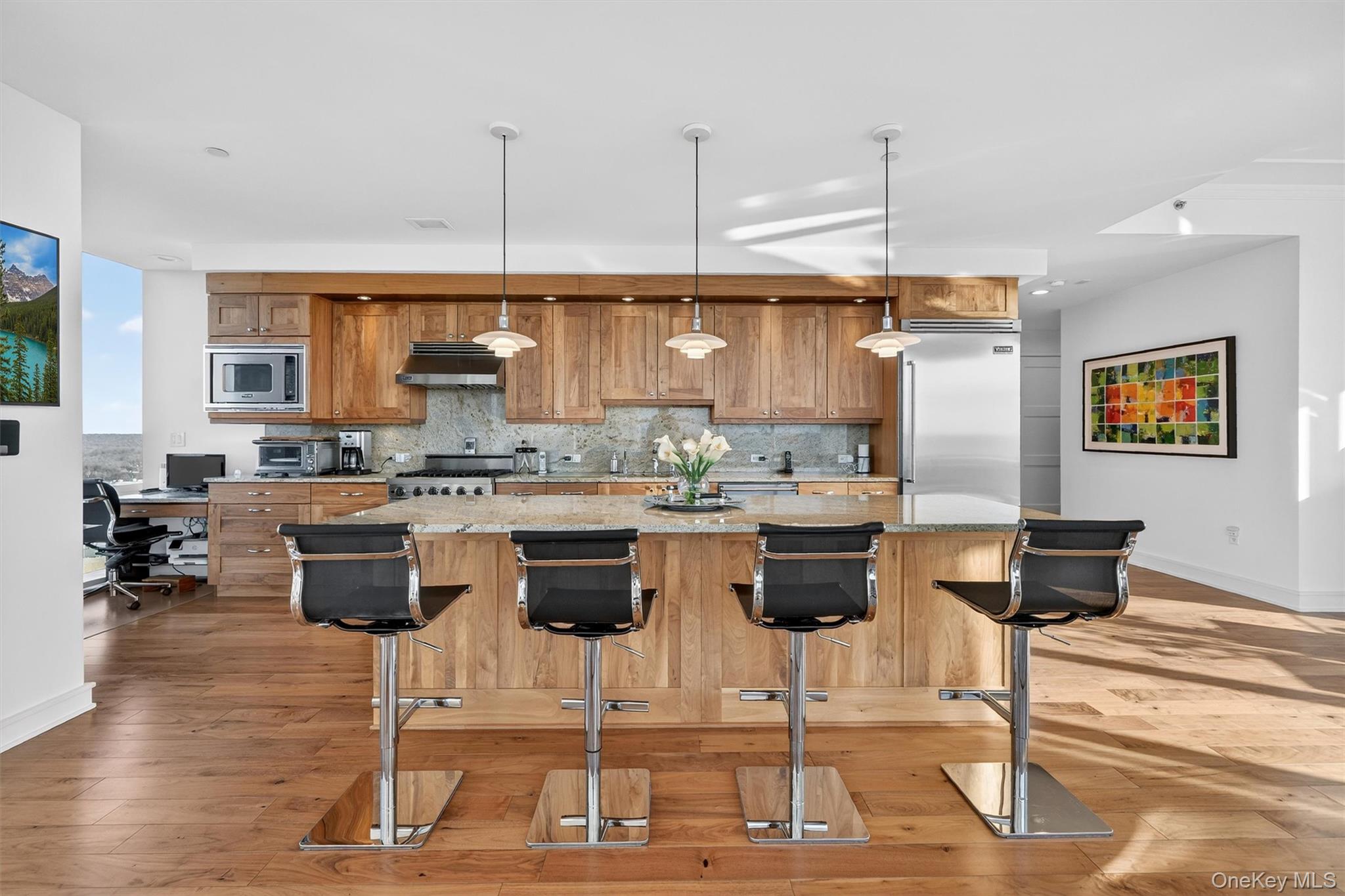 #12 photo, 5 Renaissance Square, White Plains , NY 10601