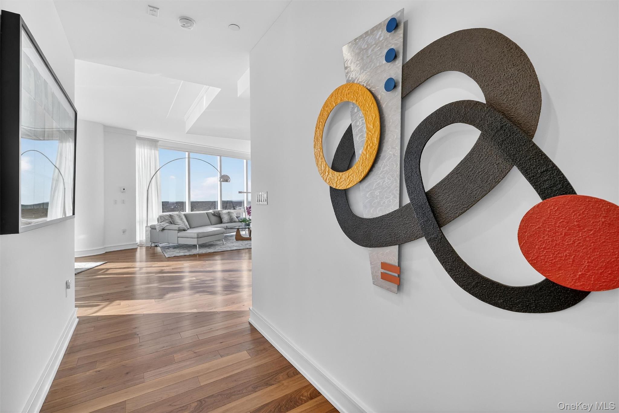 #6 photo, 5 Renaissance Square, White Plains , NY 10601